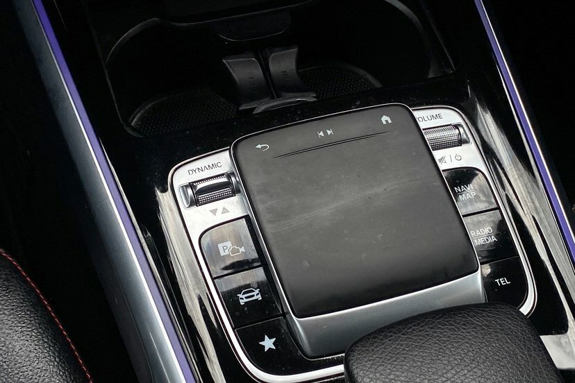 Mercedes-Benz GLB Class Black #31