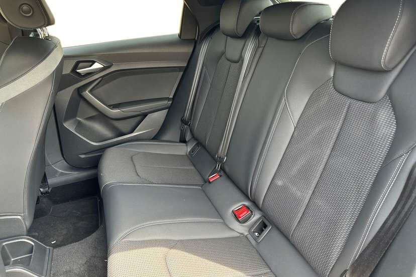 Audi A1 30 Tfsi Black Edition Grey #8