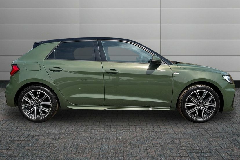 Audi A1 1.0 Tfsi 30 S Line Sportback S Tronic Green #4