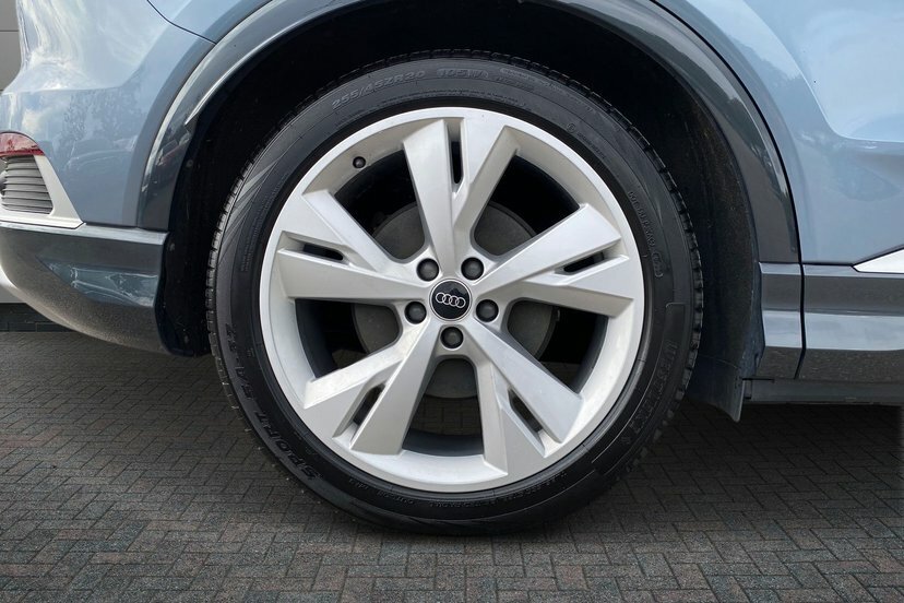 Audi Q4 E Tron 40 S Line Sportback 82Kwh 204 P Blue #5