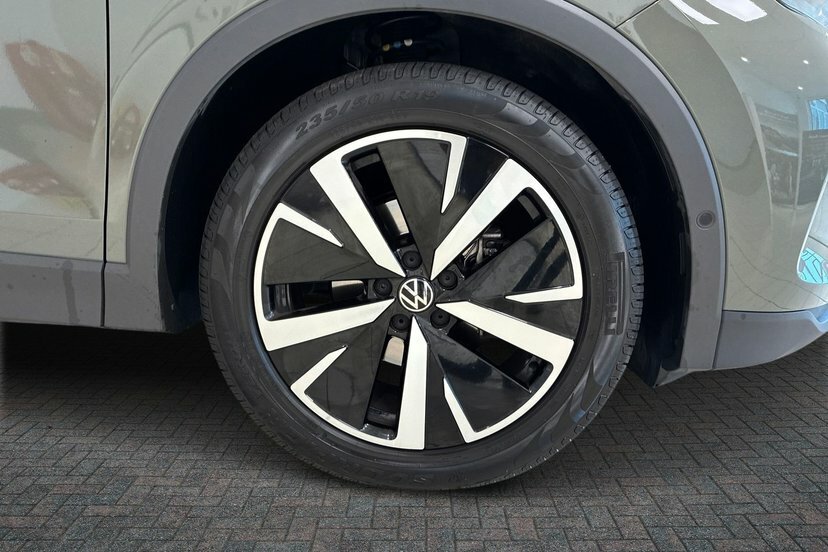 Volkswagen Tiguan 1.5 Etsi Mhev Elegance Suv Hybrid Dsg Green #5