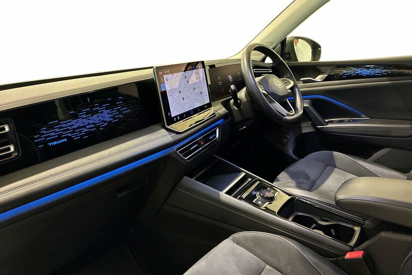 Volkswagen Tiguan 1.5 Etsi Mhev Elegance Suv Hybrid Dsg Green #2