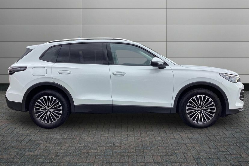 Volkswagen Tiguan 1.5 Etsi Mhev Match Suv Hybrid Dsg 150 White #4