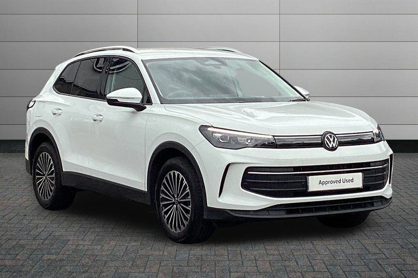 Volkswagen Tiguan 1.5 Etsi Mhev Match Suv Hybrid Dsg 150 White