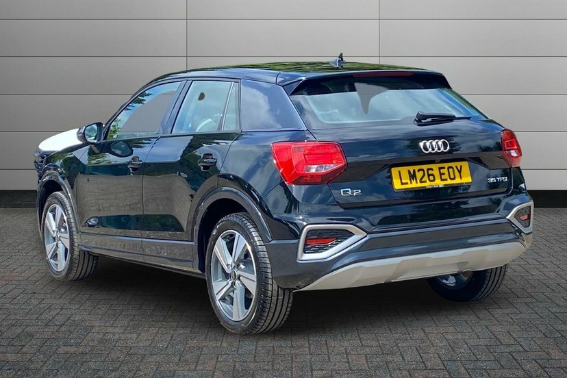 Audi Q2 1.5 Tfsi Cod 35 Sport Suv S Tronic 150 Black #3