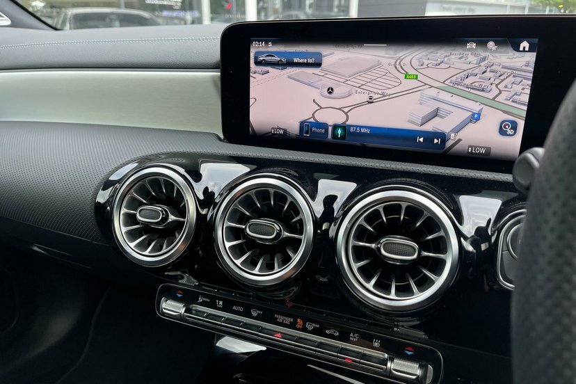 Mercedes-Benz CLA Class Cla 35 4Matic Premium Plus Coupe Black #13