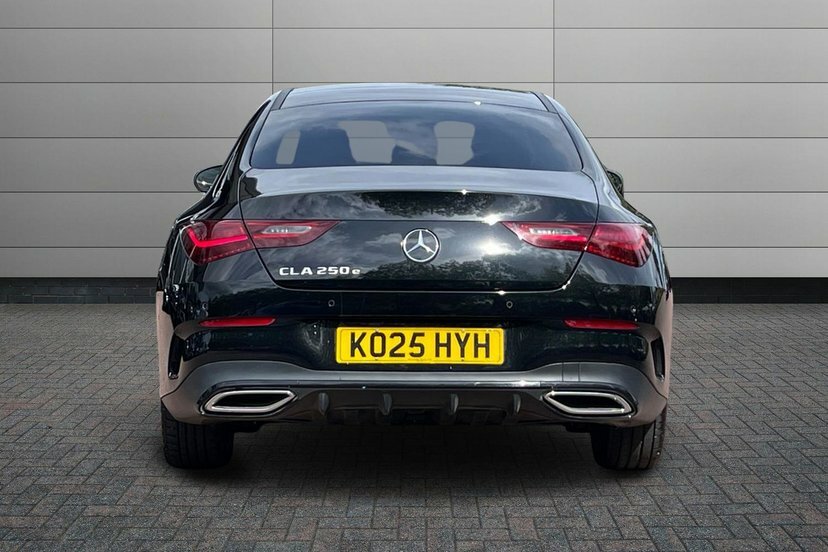 Mercedes-Benz CLA Class Cla 35 4Matic Premium Plus Coupe Black #12