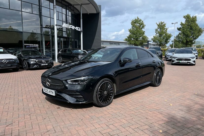 Mercedes-Benz CLA Class Cla 35 4Matic Premium Plus Coupe Black #38