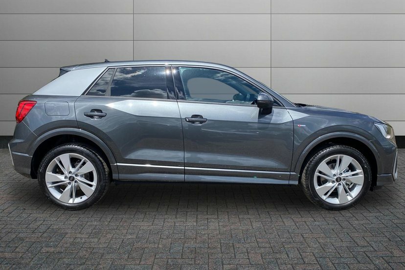 Audi Q2 1.5 Tfsi Cod 35 S Line Suv S Tronic 15 Grey #4