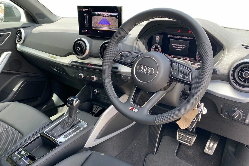 Audi Q2 1.5 Tfsi Cod 35 S Line Suv S Tronic 15 Grey #6