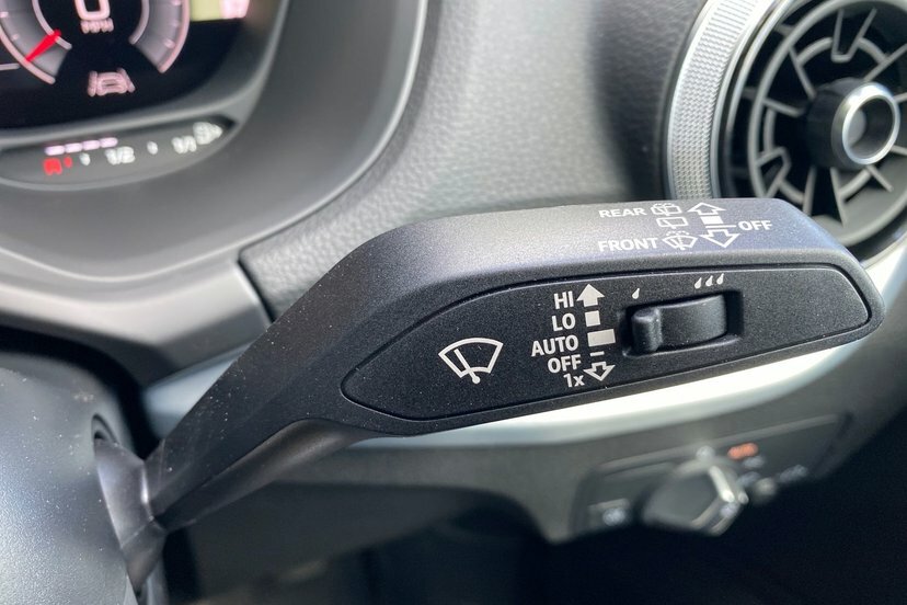 Audi Q2 35 Tfsi S Line Grey #40