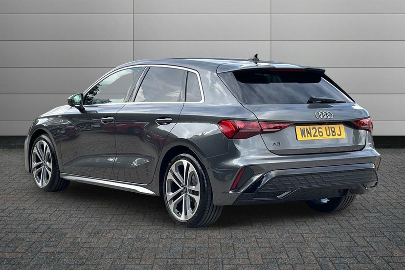 Audi A3 1.5 Tfsi S Line Sportback S Tronic 150 Grey #3