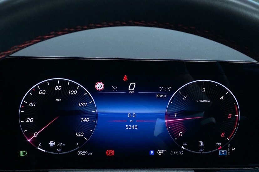 Mercedes-Benz GLA Class 2.0 Gla220d Amg Line Executive Suv 8G Grey #6