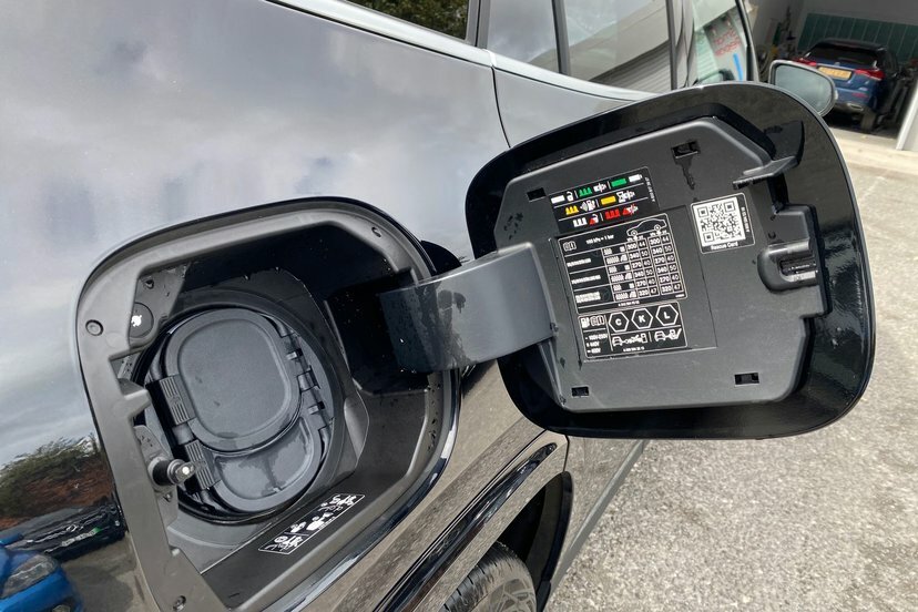 Mercedes-Benz EQA Suv White #35