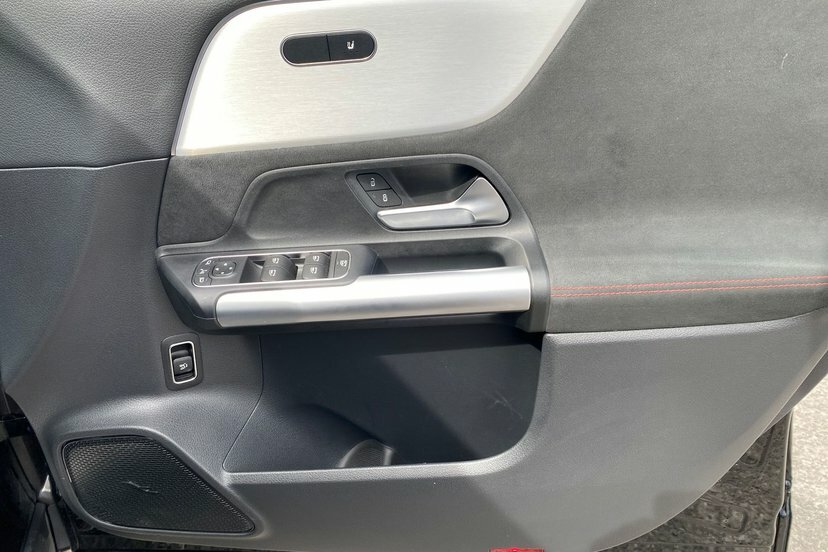 Mercedes-Benz EQA Suv White #37