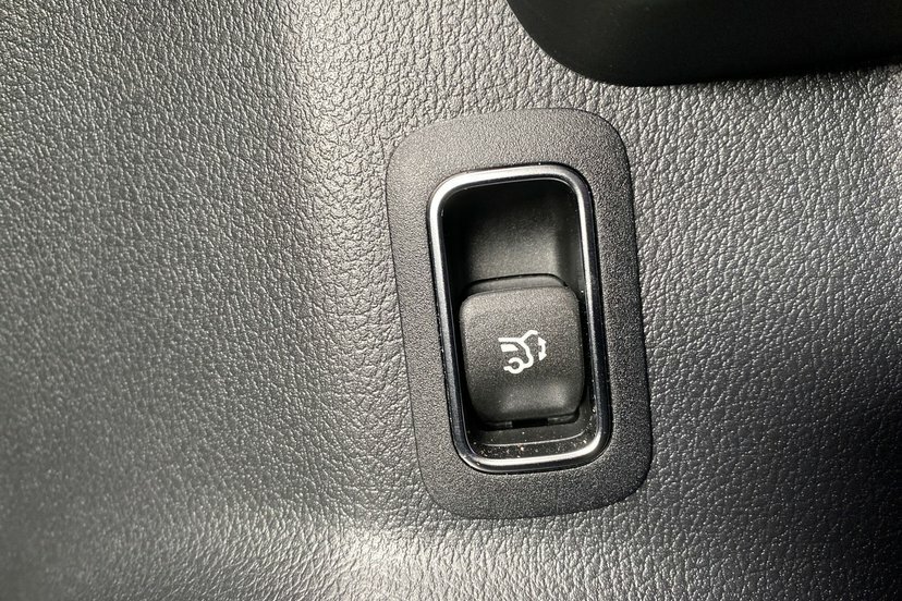 Mercedes-Benz EQA Suv White #41