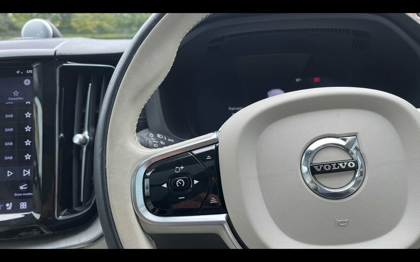 Volvo XC60 Ultimate Grey #17
