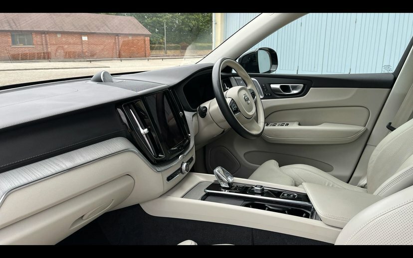 Volvo XC60 Ultimate Grey #7