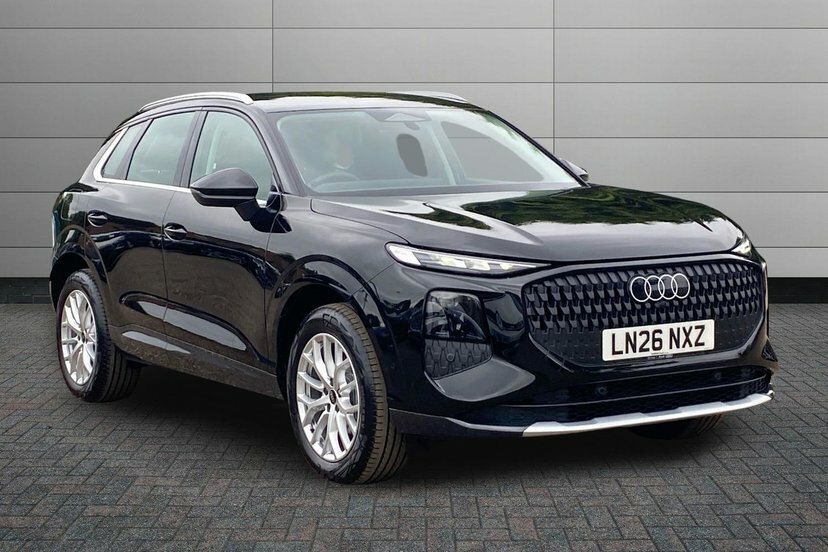 Audi Q3 1.5 Tfsi Sport Suv S Tronic 150 Ps Black