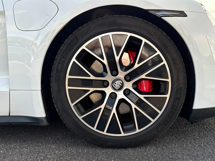 Porsche Taycan Performance 79.2Kwh 4S Saloon 4W White #6