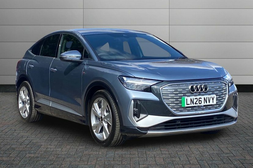 Audi Q4 E Tron 45 S Line Sportback 82Kwh 286 P Blue