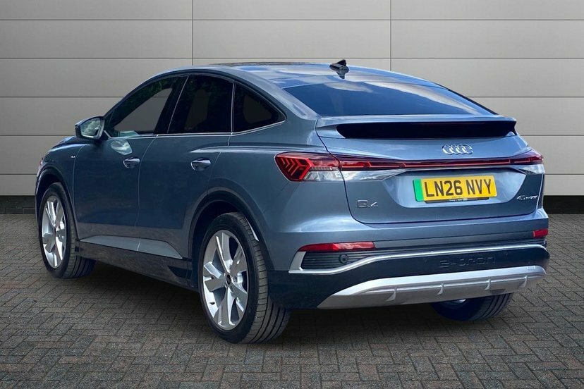 Audi Q4 E Tron 45 S Line Sportback 82Kwh 286 P Blue #3