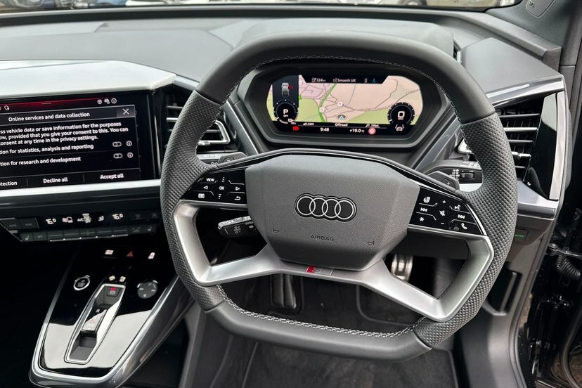 Audi Q4 E Tron 210Kw 45 82Kwh Black Edition Tech Pack Grey #23