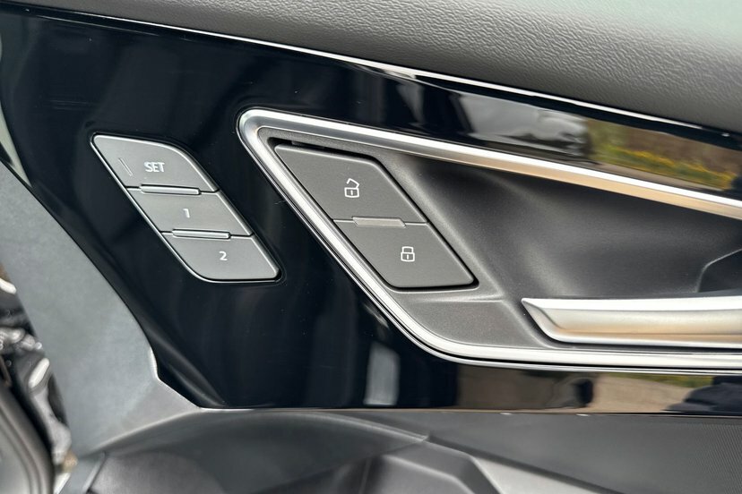 Audi Q4 E Tron 210Kw 45 82Kwh Black Edition Tech Pack Grey #26
