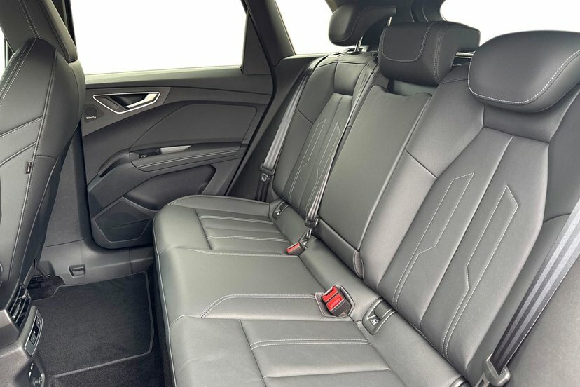Audi Q4 E Tron 210Kw 45 82Kwh Black Edition Tech Pack Grey #8
