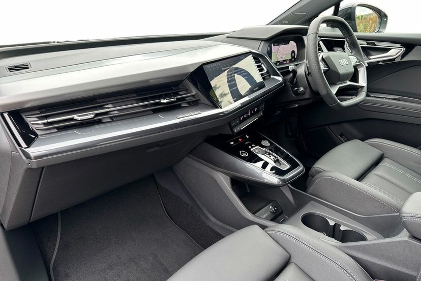 Audi Q4 E Tron 45 Black Edition Suv 82Kwh 286  #2