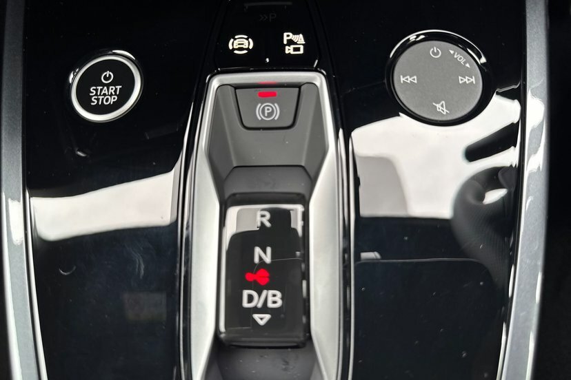Audi Q4 E Tron 210Kw 45 82Kwh Black Edition Tech Pack Grey #32