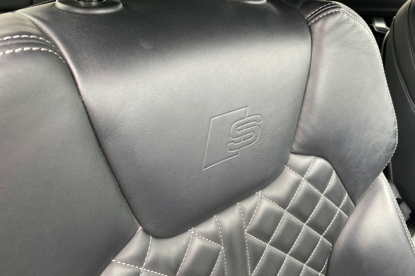 Audi Q8 4.0 Sq8 Tfsi Quattro Grey #18
