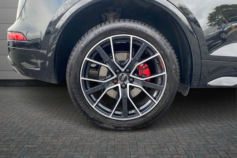 Audi Q8 3.0 Tfsi V6 55 Black Edition Suv Tiptro Grey #5