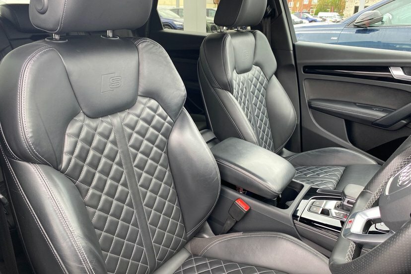 Audi Q8 4.0 Sq8 Tfsi Quattro Grey #17