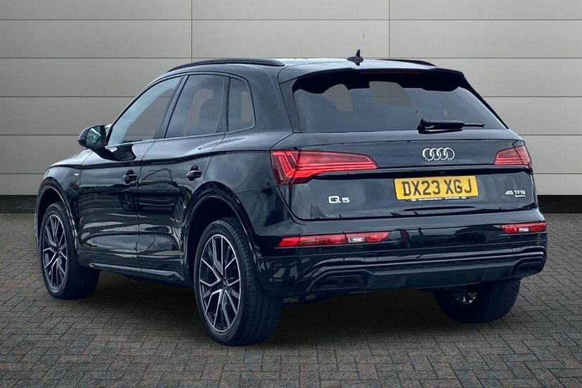 Audi Q8 3.0 Tfsi V6 55 Black Edition Suv Tiptro Grey #3