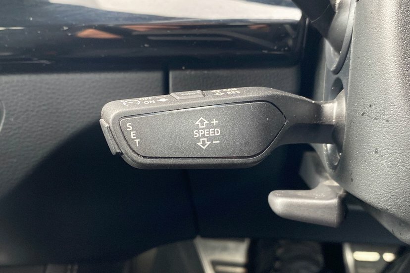 Audi Q8 4.0 Sq8 Tfsi Quattro Grey #26