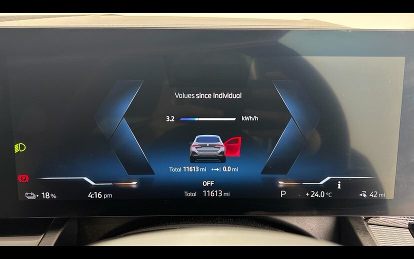 BMW i5 Saloon Black #9