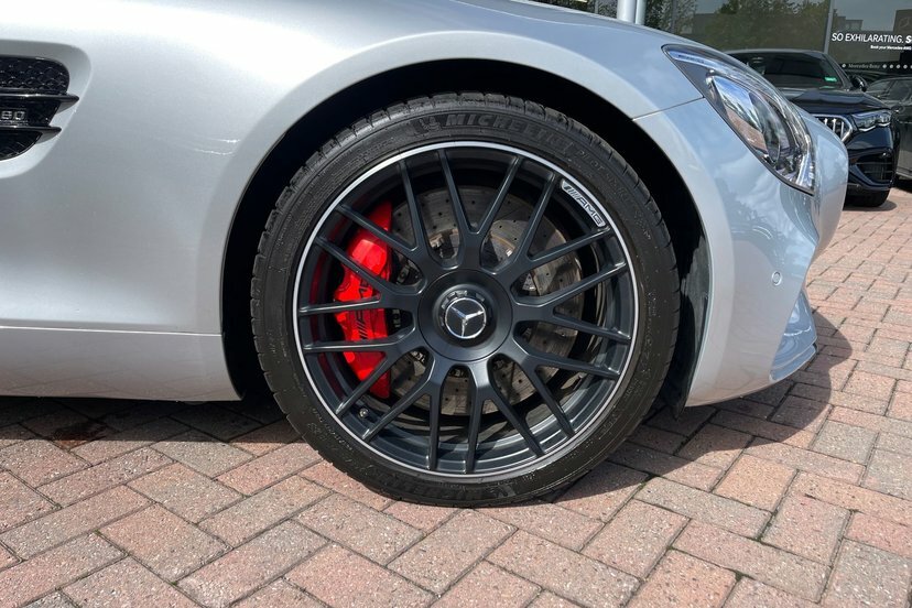 Mercedes-Benz AMG GT V8 Biturbo S Premium Coupe Silver #4