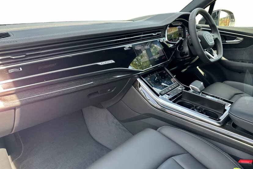 Audi Q7 3.0 Tfsi V6 Black Edition Suv Tiptronic #2