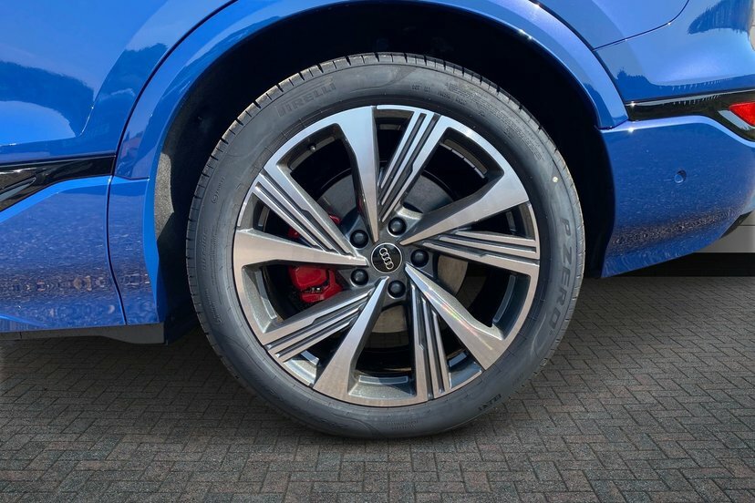 Audi SQ6 E-Tron 100Kwh S Black Edition Suv Quatt Blue #5