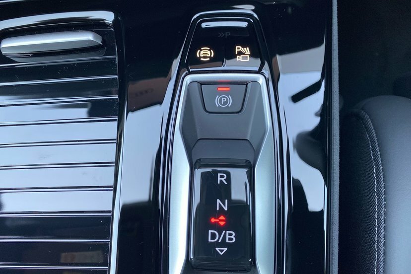 Audi SQ6 E-Tron Suv Black Edition E-tron 36000 Kw Technology Pack YS26JHY Grey #26