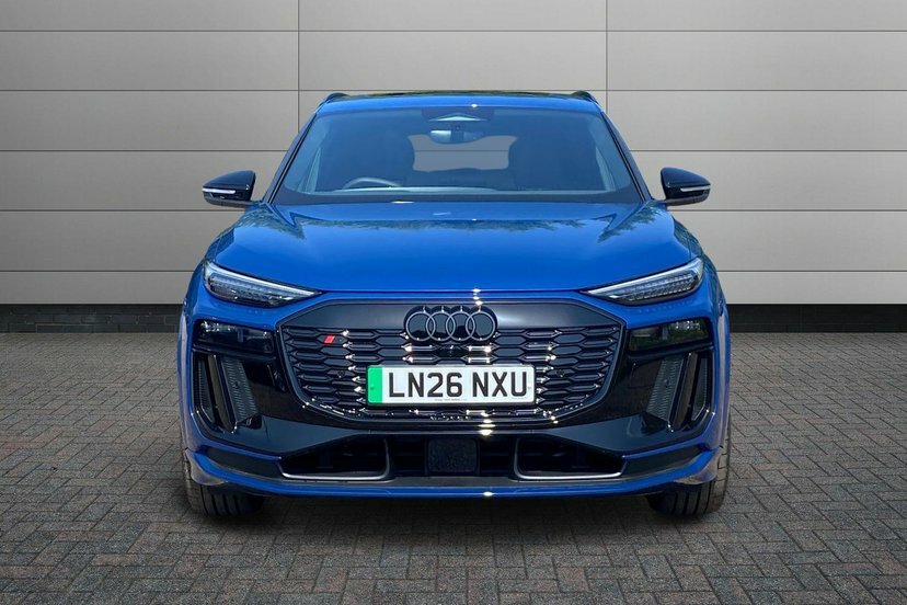 Audi SQ6 E-Tron Suv Black Edition E-tron 36000 Kw Technology Pack YS26JHY Grey #10