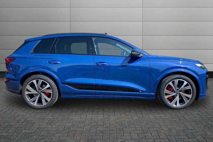 Audi SQ6 E-Tron 100Kwh S Black Edition Suv Quatt Blue #4