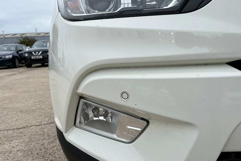 SsangYong Tivoli 1.6 E Silver #24