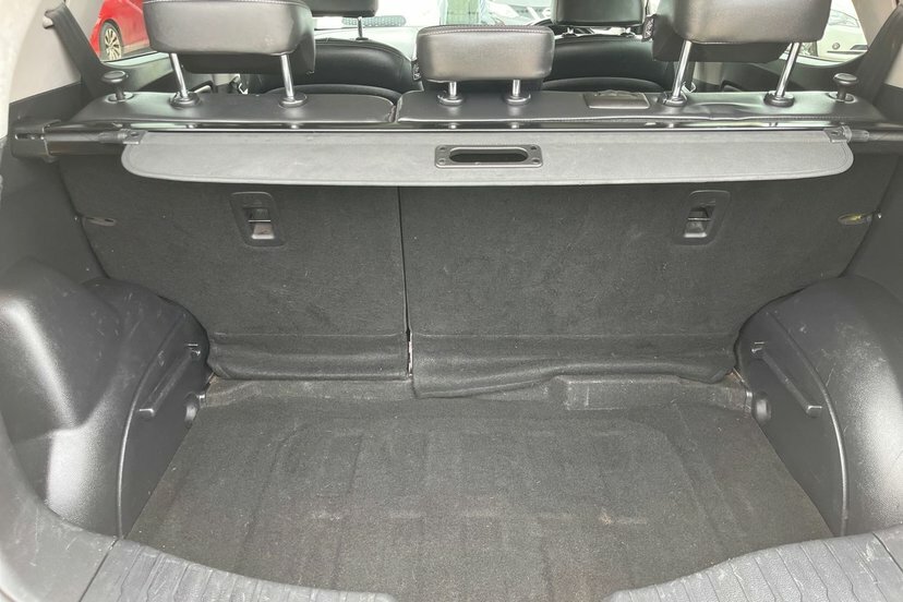 SsangYong Tivoli 1.6 E Silver #29