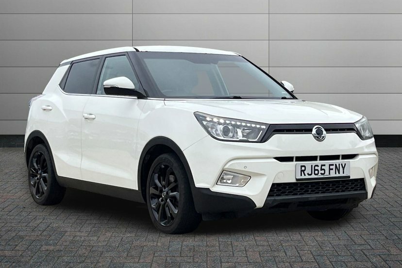SsangYong Tivoli 1.6 E-xgi Elx Suv 128 Ps White