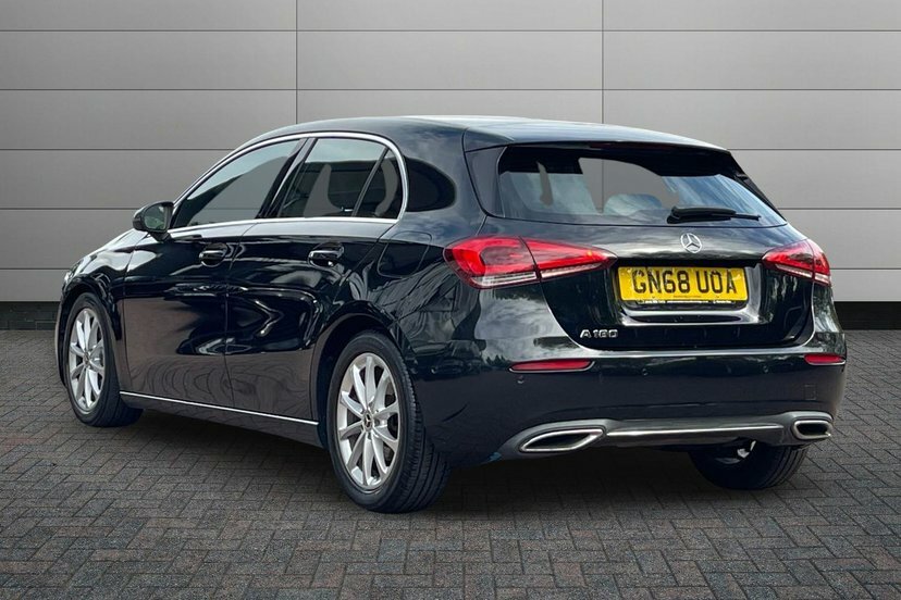 Mercedes-Benz A Class 1.3 A180 Sport Executive Hatchback 7G Black #2