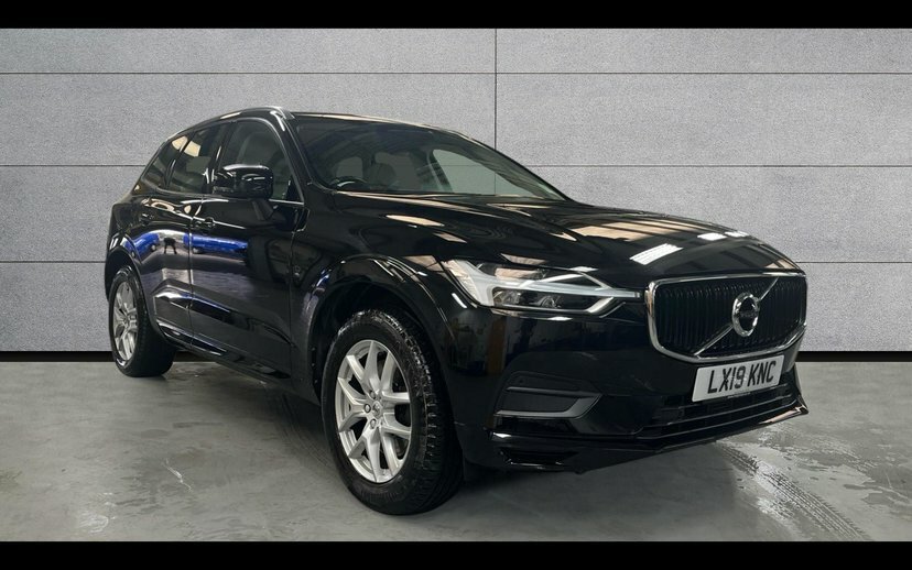 Volvo XC60 T4 Edition White #1