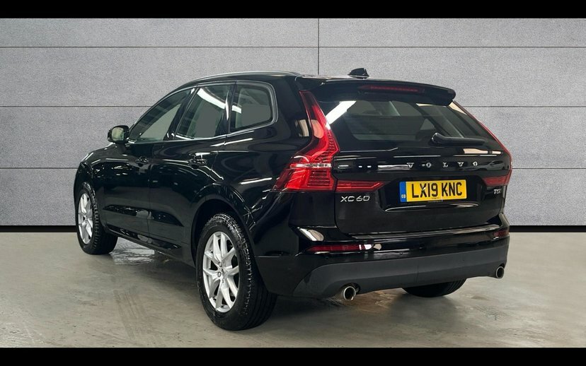 Volvo XC60 T4 Edition White #2