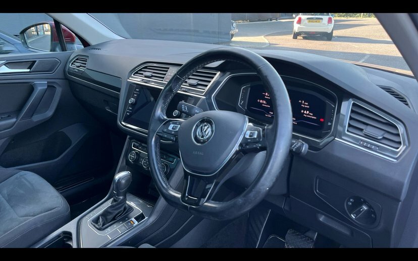 Volkswagen Tiguan 1.5 Tsi Evo Sel Suv Dsg 150 Ps Red #6